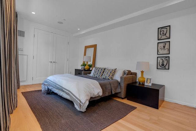 1166 Washington St 704-6, Boston, MA 02118