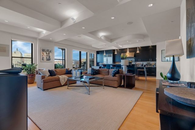 1166 Washington St 704-6, Boston, MA 02118