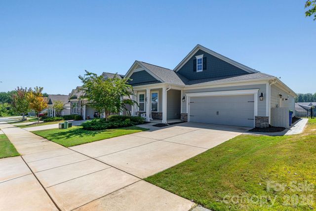 5022 Grand Champion Court, Denver, NC 28037