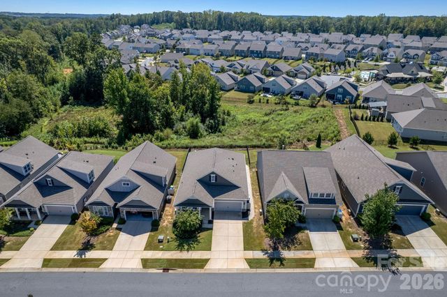 5022 Grand Champion Court, Denver, NC 28037