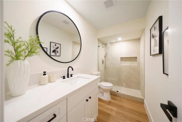 792 Portola Terrace, Los Angeles, CA 90042