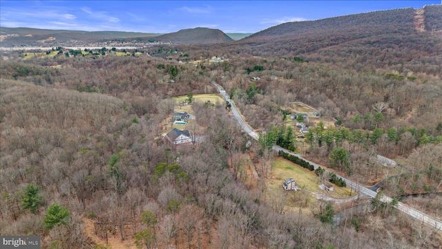 1001 FISHING CREEK VALLEY RD, Harrisburg, PA 17112