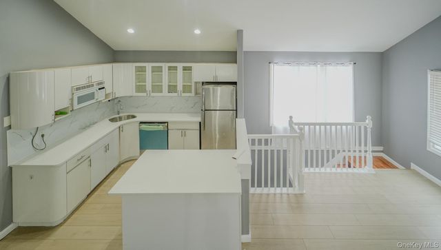 587 Miller Avenue, Freeport, NY 11520