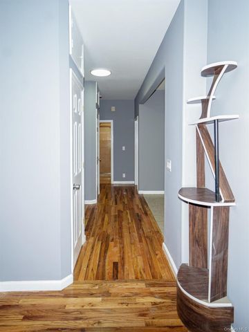 587 Miller Avenue, Freeport, NY 11520