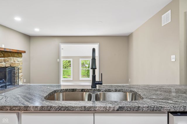 1165 Cottonwood Drive, Columbus, IN 47203