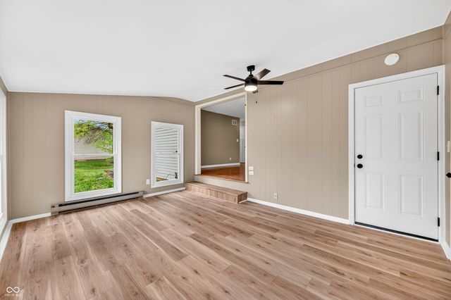 1165 Cottonwood Drive, Columbus, IN 47203