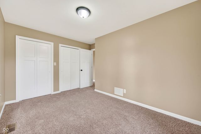 1165 Cottonwood Drive, Columbus, IN 47203