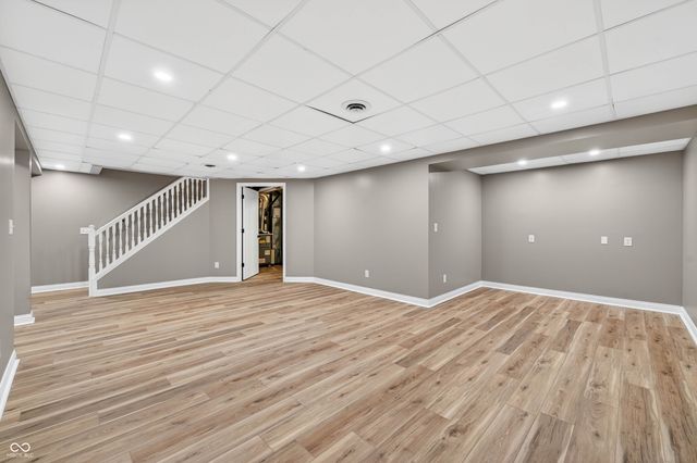 1165 Cottonwood Drive, Columbus, IN 47203