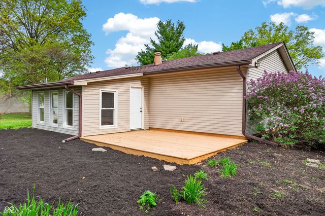 1165 Cottonwood Drive, Columbus, IN 47203