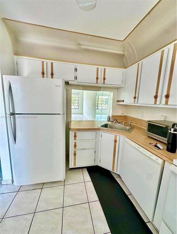 7450 NW 17th St 306, Plantation, FL 33313