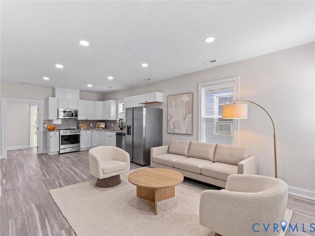 3059 Decatur St, Richmond, VA 23224