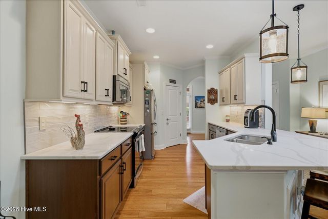 8266 Stenton Drive NE, Leland, NC 28451
