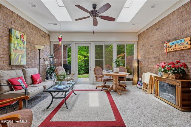 8266 Stenton Drive NE, Leland, NC 28451