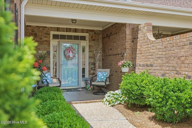 8266 Stenton Drive NE, Leland, NC 28451