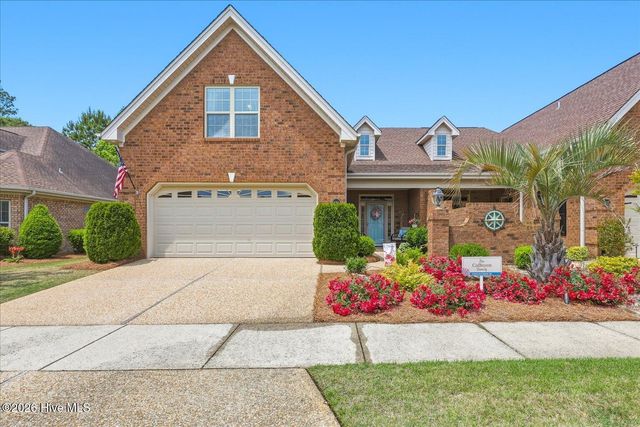 8266 Stenton Drive NE, Leland, NC 28451