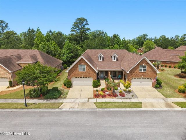 8266 Stenton Drive NE, Leland, NC 28451