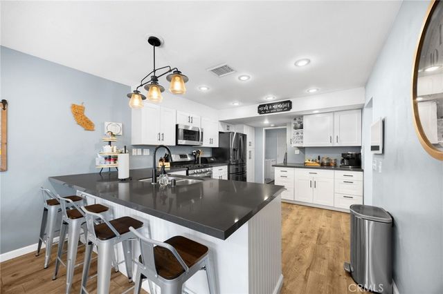 1714 S Heritage Circle, Anaheim, CA 92804