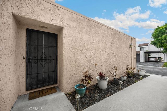 1714 S Heritage Circle, Anaheim, CA 92804