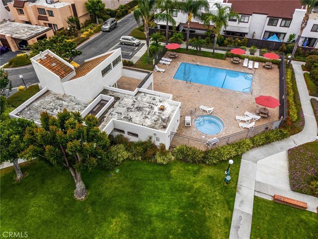 1714 S Heritage Circle, Anaheim, CA 92804