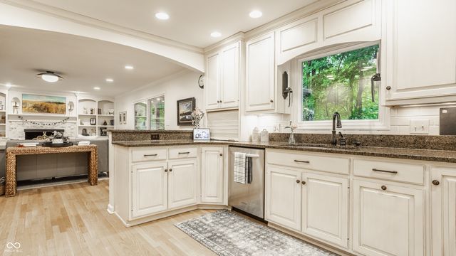 11641 Eden Estates Drive, Carmel, IN 46033