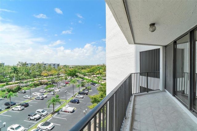 300 Three Islands Boulevard 306, Hallandale Beach, FL 33009