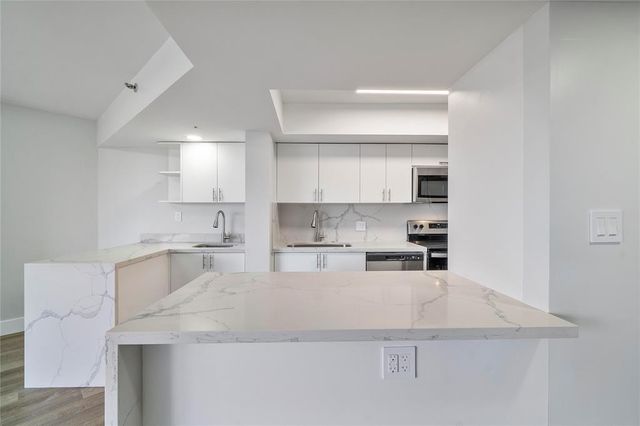 300 Three Islands Boulevard 306, Hallandale Beach, FL 33009