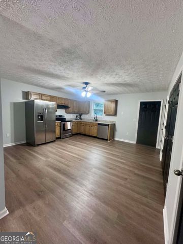 1300 Hill Street, Comer, GA 30629