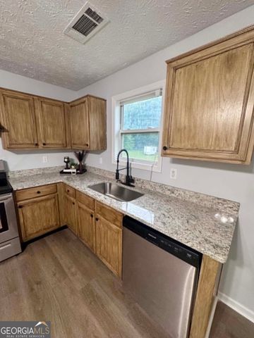 1300 Hill Street, Comer, GA 30629