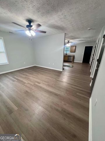 1300 Hill Street, Comer, GA 30629