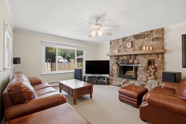 204 S Home Avenue, Park Ridge, IL 60068