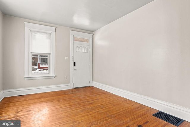 430 W SIMPSON ST, Mechanicsburg, PA 17055