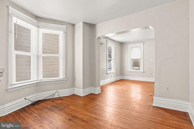 430 W SIMPSON ST, Mechanicsburg, PA 17055