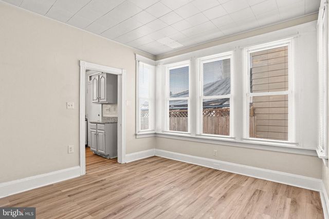 430 W SIMPSON ST, Mechanicsburg, PA 17055