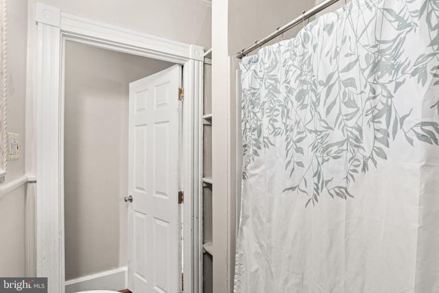 430 W SIMPSON ST, Mechanicsburg, PA 17055