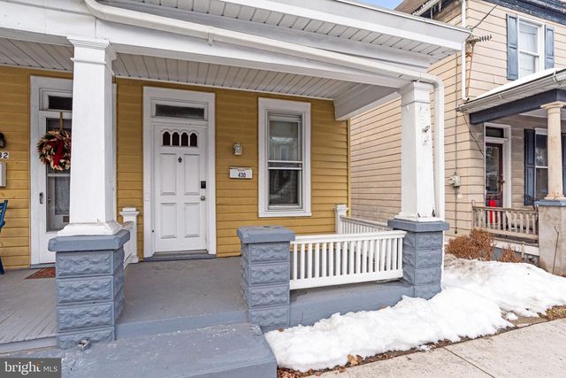 430 W SIMPSON ST, Mechanicsburg, PA 17055