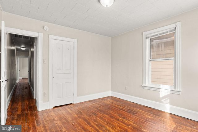 430 W SIMPSON ST, Mechanicsburg, PA 17055