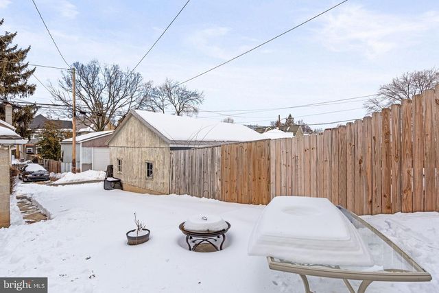 430 W SIMPSON ST, Mechanicsburg, PA 17055