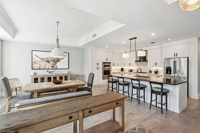 1135 3rd AVE S 119, Naples, FL 34102