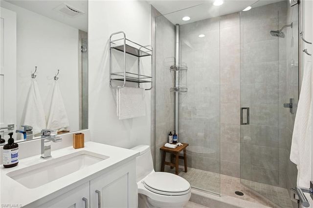 1135 3rd AVE S 119, Naples, FL 34102