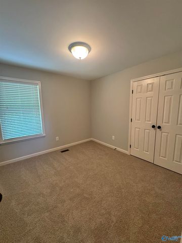 119 Bent Saddle Street, Harvest, AL 35749