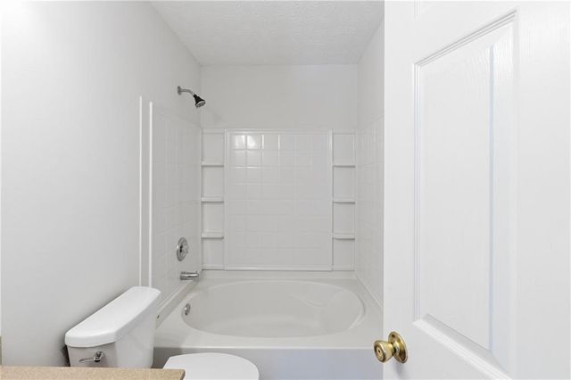 1318 Revelstoke Cove, Riverdale, GA 30296