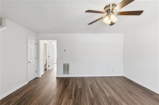 1318 Revelstoke Cove, Riverdale, GA 30296