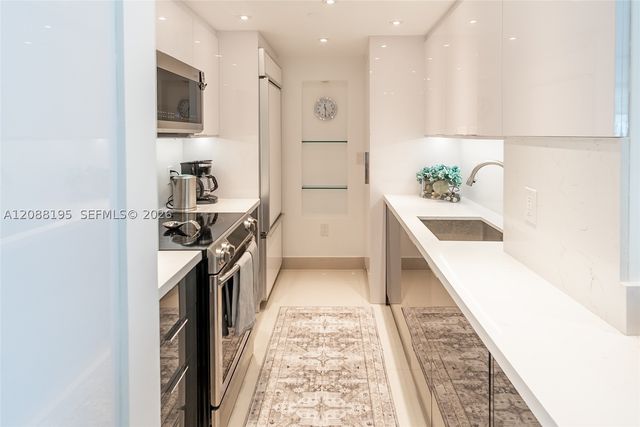 10275 Collins Ave 720, Bal Harbour, FL 33154