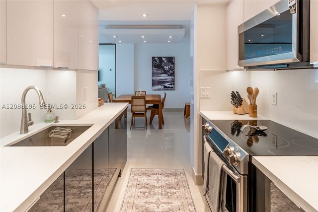 10275 Collins Ave 720, Bal Harbour, FL 33154