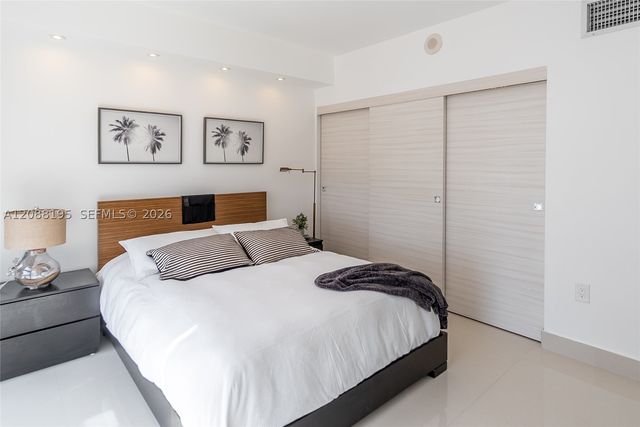 10275 Collins Ave 720, Bal Harbour, FL 33154