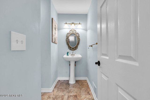 203 Muskflower Court, Toms River, NJ 08753