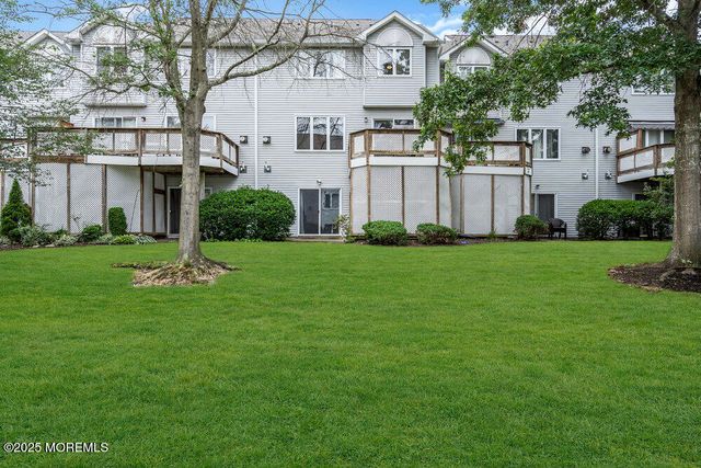 203 Muskflower Court, Toms River, NJ 08753