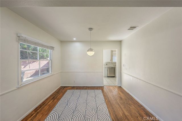 414 University, Burbank, CA 91504