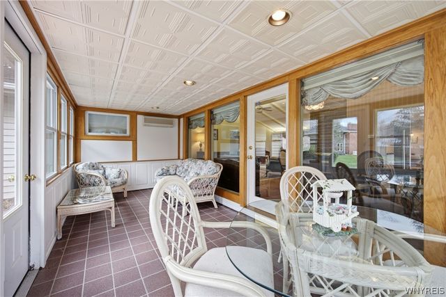 55 Idlewood, Hamburg, NY 14075