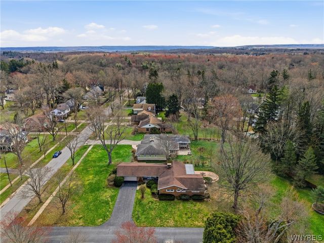 55 Idlewood, Hamburg, NY 14075